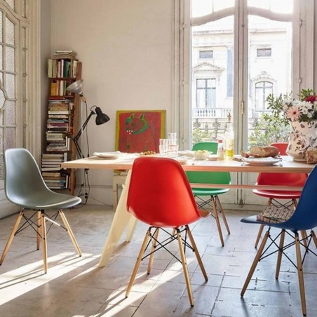 Vitra - Eames Plastic Chair DSW