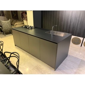 Meson's - Cucina ad Isola Tratto Linea