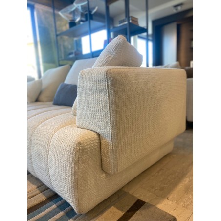 Lago - Hero Angular Sofa - Lago