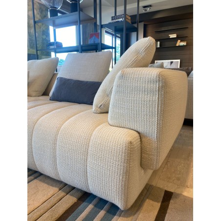 Lago - Hero Angular Sofa