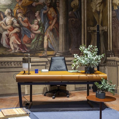 Poltrona Frau - Downtown President Chair