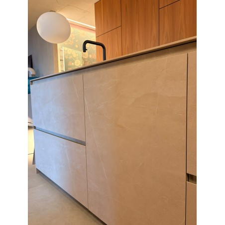Modulnova - Cuisine Vertical Milltech