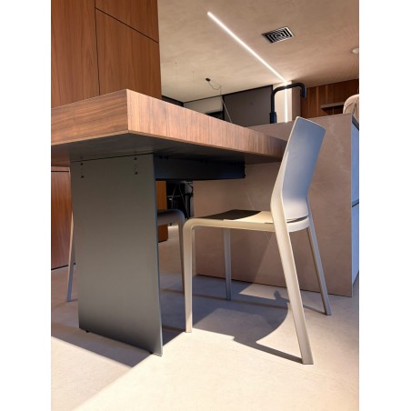 Modulnova - Vertical Milltech Kitchen