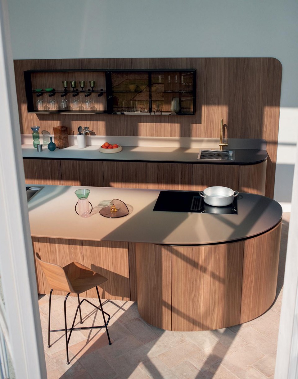 Isola cucina con terminale arrotondato