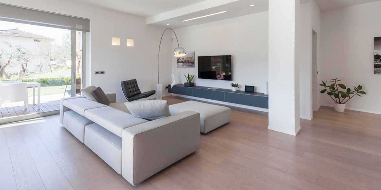 House M - Wide Spaces 